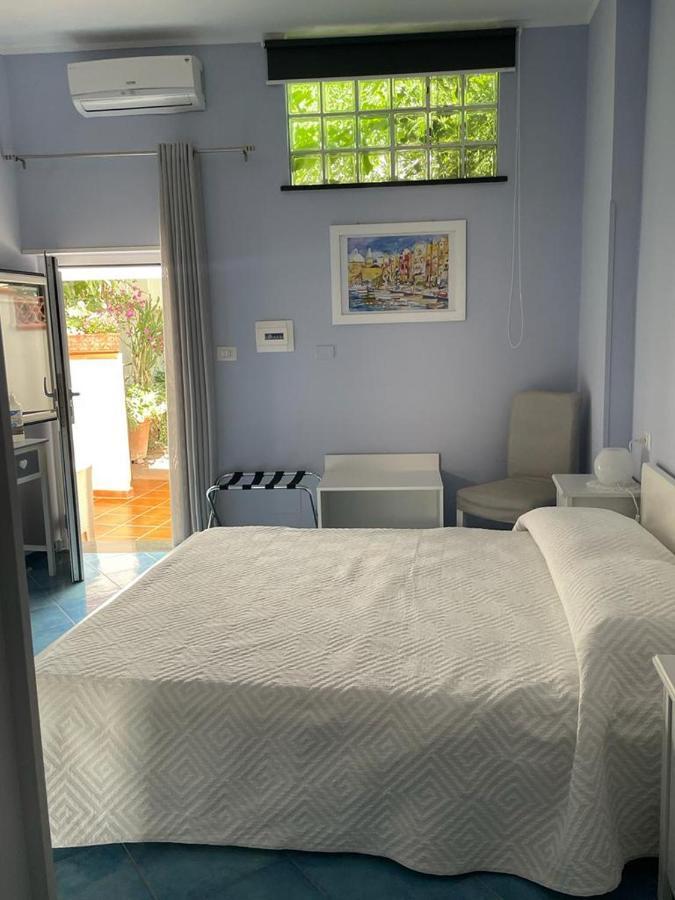 Bed and Breakfast Piccolo Bed Procida Esterno foto